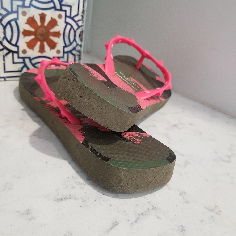 VALENTINO ROCKSTUDS BY HAVAIANAS SANDALS - Picture 6 of 6